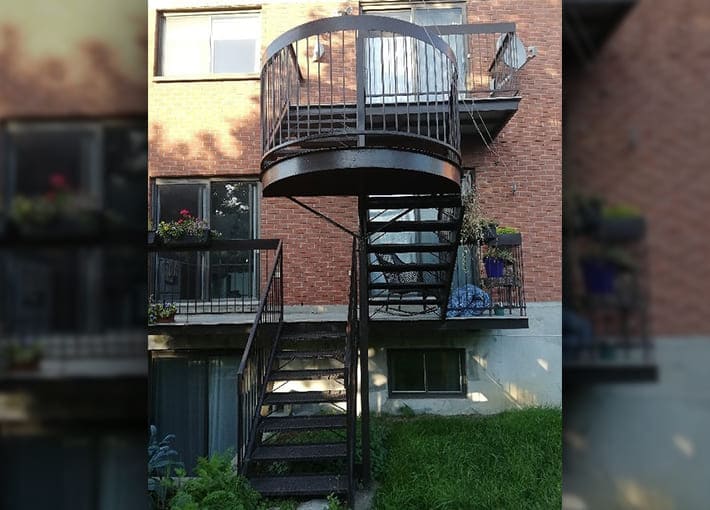 Outdoor painting stairs Ottawa